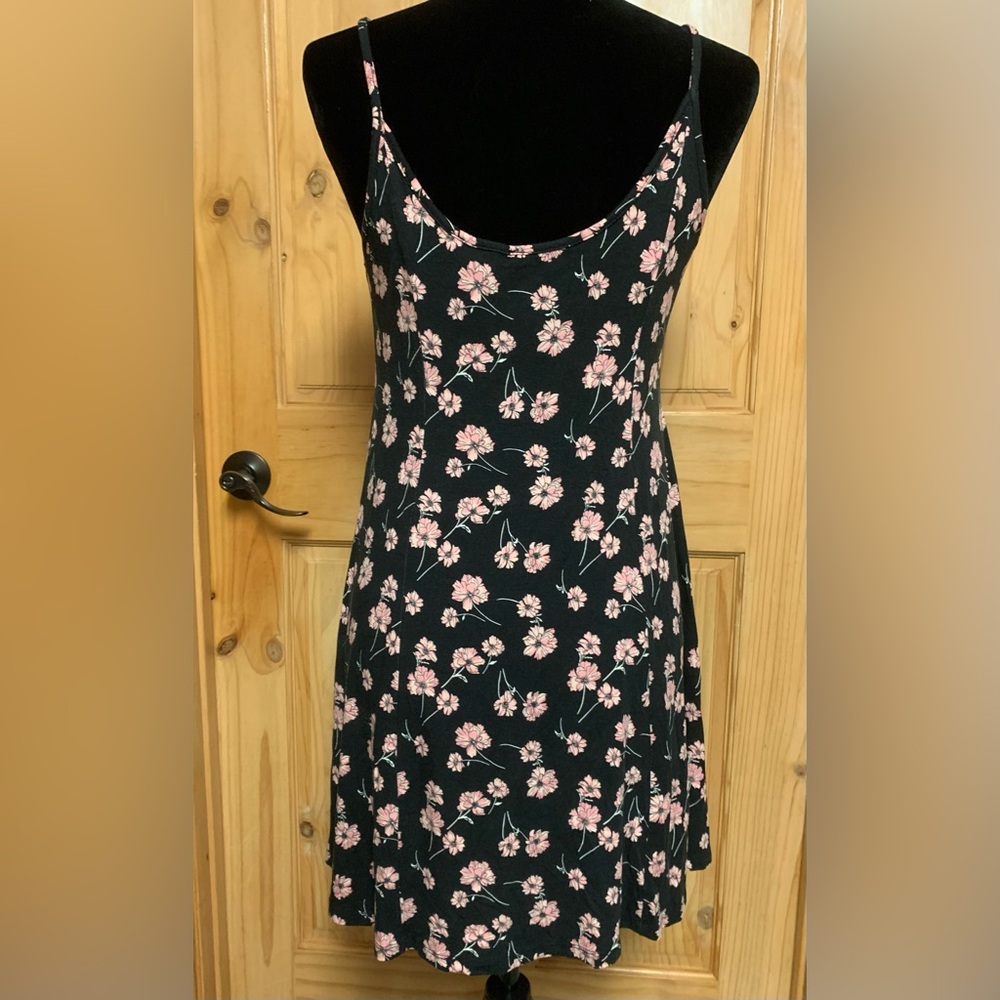 Forever 21 Black Floral Mini Dress - Picture 2 of 4